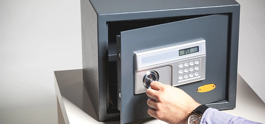 Jewelry Safe Unlocking Service in New Rochelle, New York